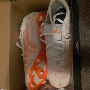 I only wore it once But they are really good shoes